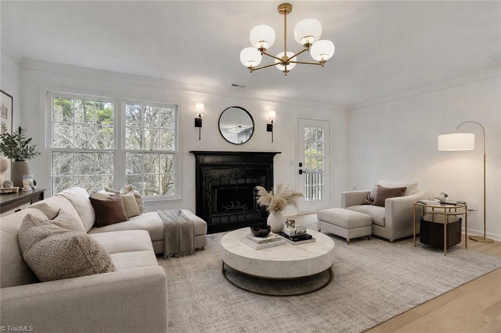 1813 North Winds Drive, Winston-Salem