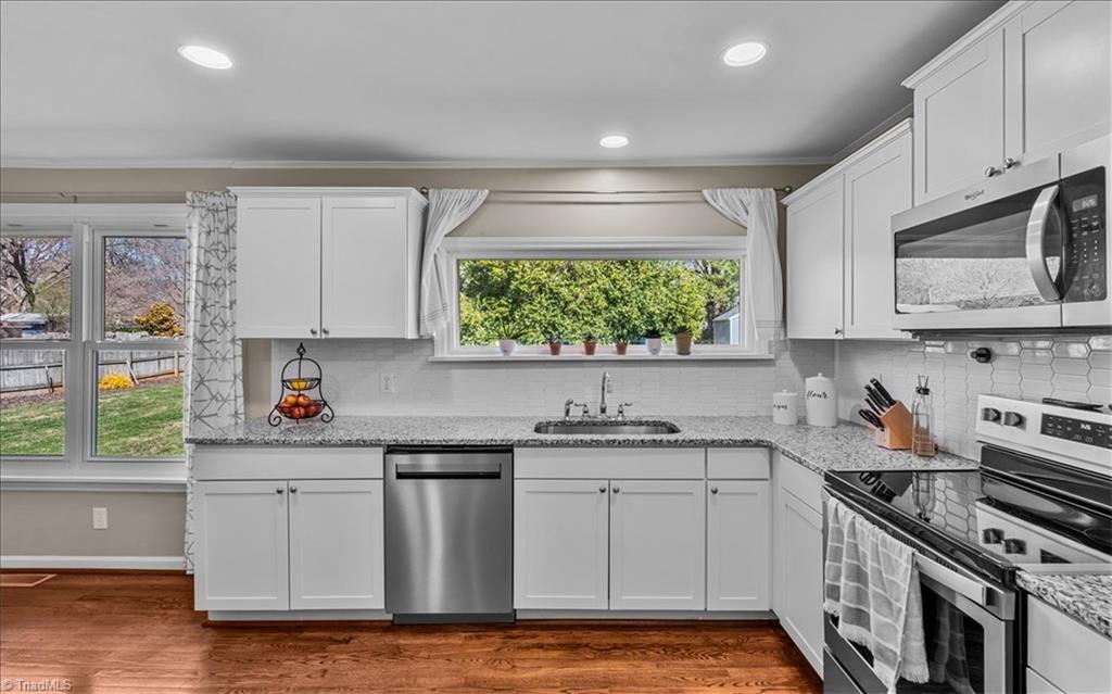 806 King George Drive