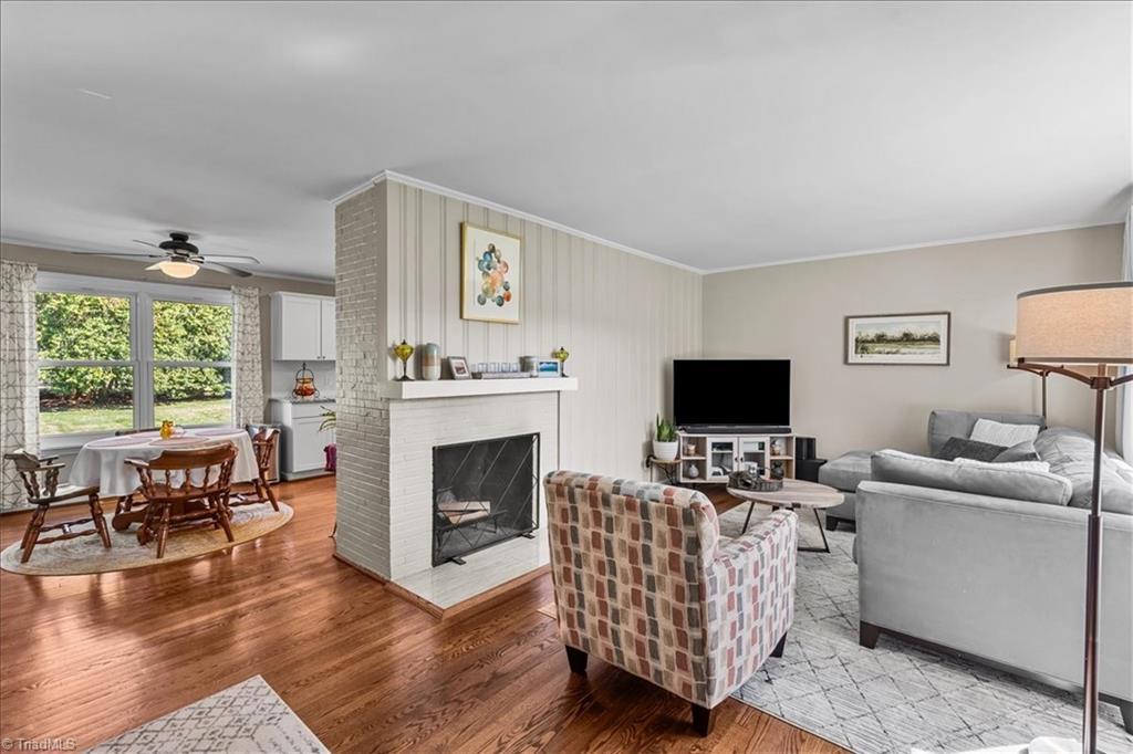 806 King George Drive