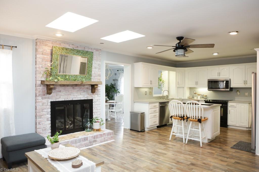 5003 Hiddenbrook Court, McLeansville