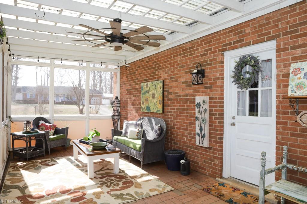 5003 Hiddenbrook Court, McLeansville