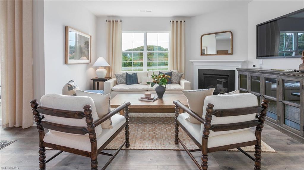 3011 Middle Creek Lane