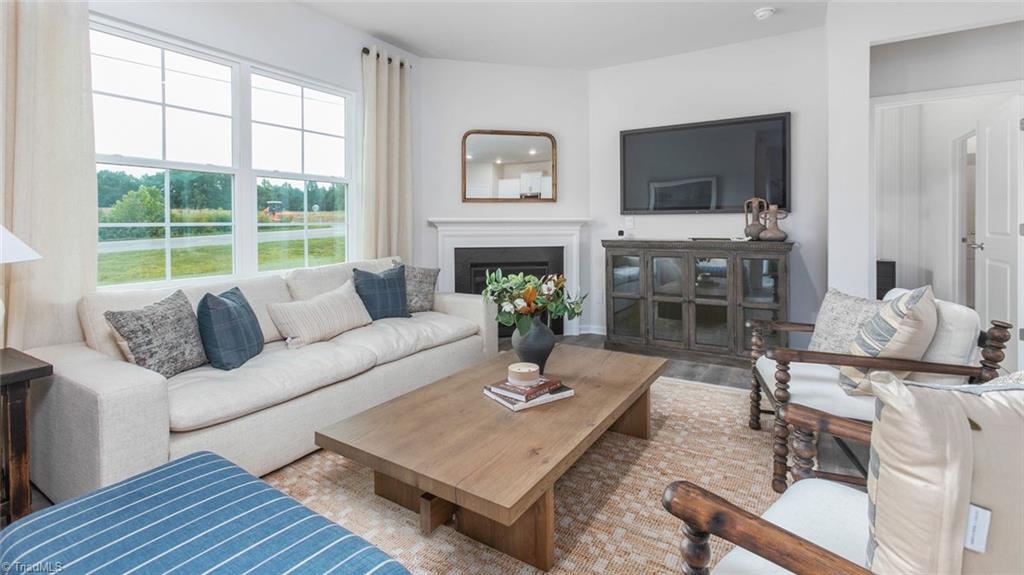 3011 Middle Creek Lane
