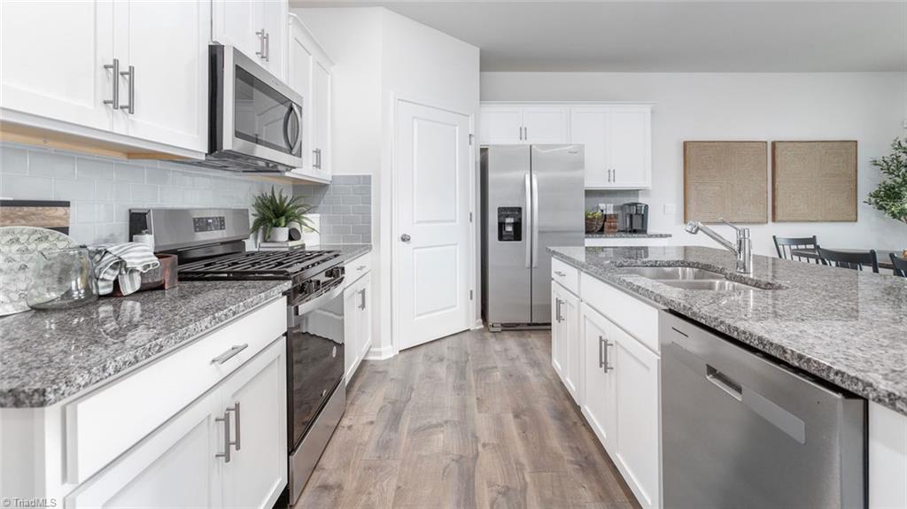 3011 Middle Creek Lane