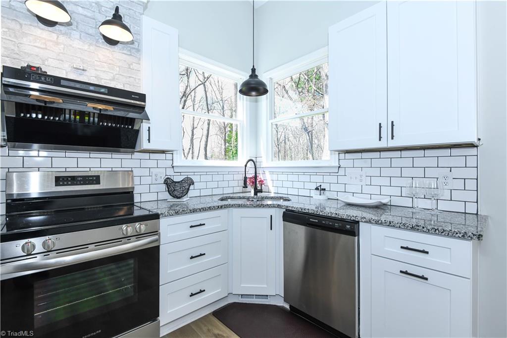 5 Archer Glen Court