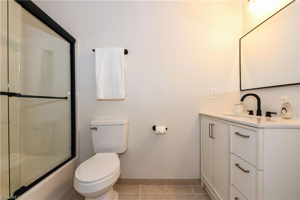 5 Archer Glen Court