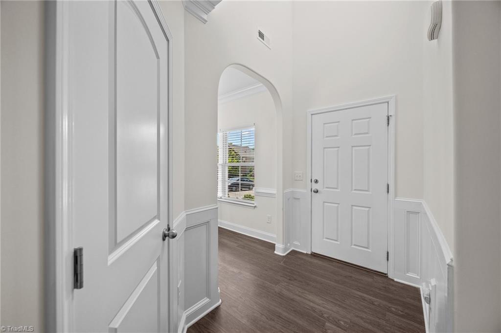 5614 Edgartown Street