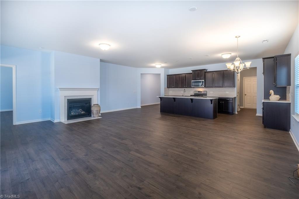 5556 Baverhof Drive
