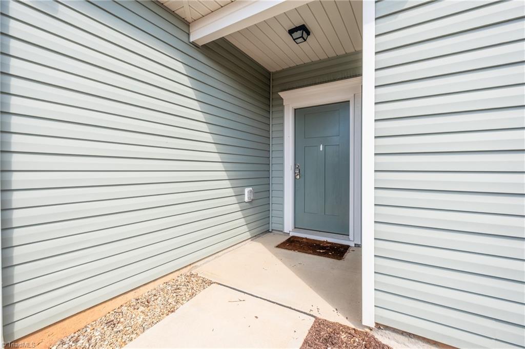5556 Baverhof Drive