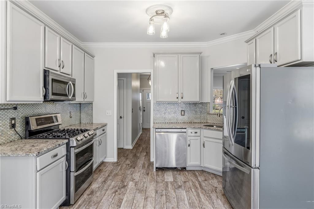 5663 Fairway Forest Drive, Winston-Salem