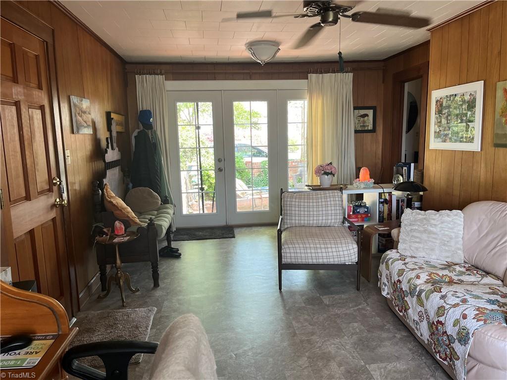 401 Westover Drive