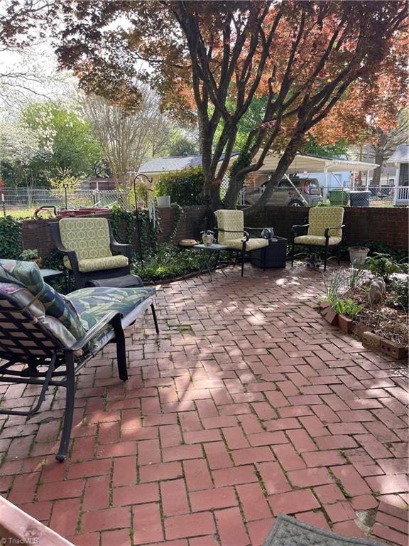 401 Westover Drive