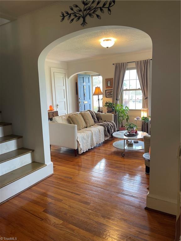 401 Westover Drive
