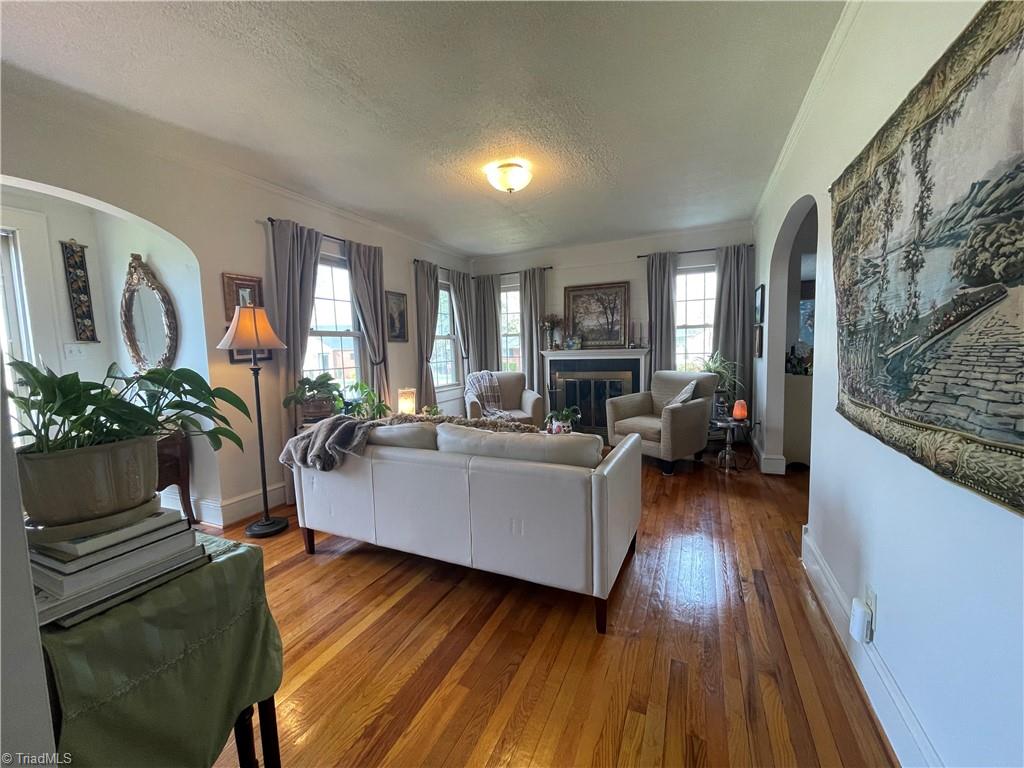 401 Westover Drive