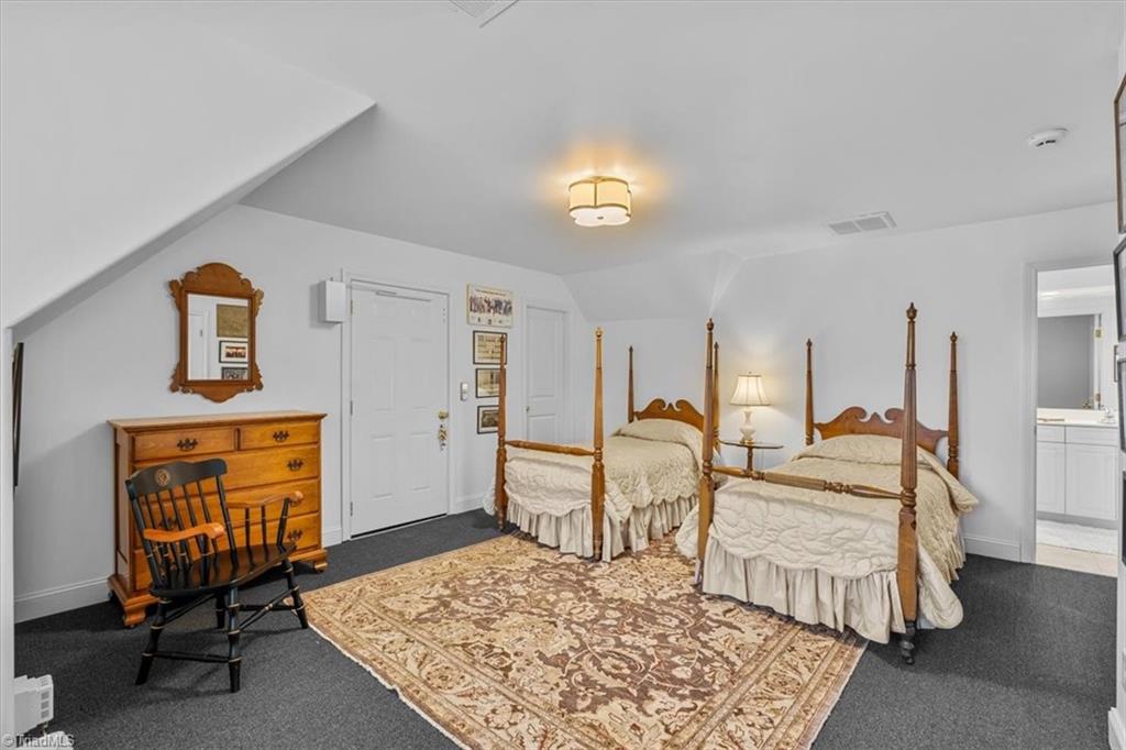 11 Creswell Court