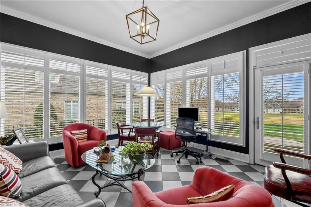 11 Creswell Court