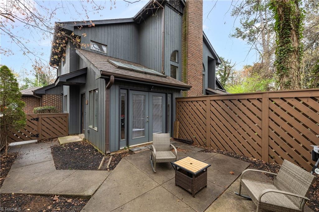 210 College Road # 601