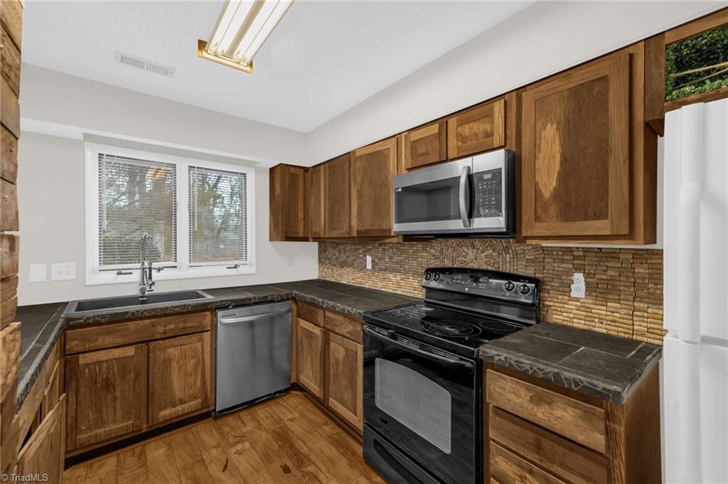 210 College Road # 601