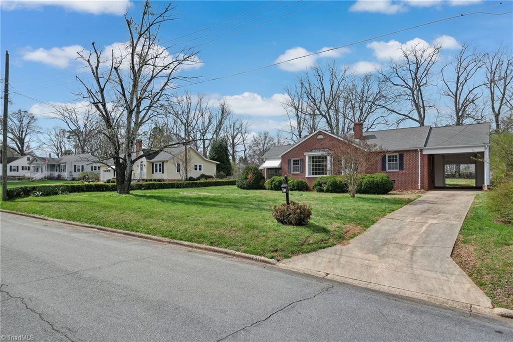 1311 Hawthorne Avenue