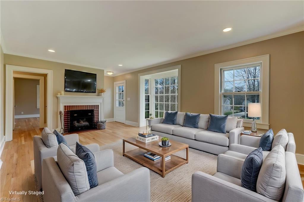 1311 Hawthorne Avenue