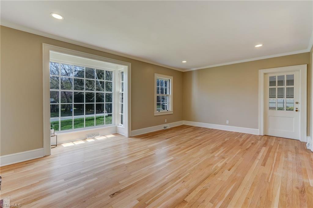 1311 Hawthorne Avenue