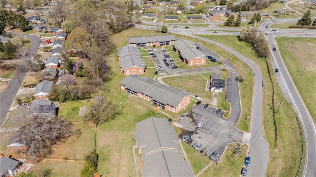 2817 N OHenry Boulevard # G