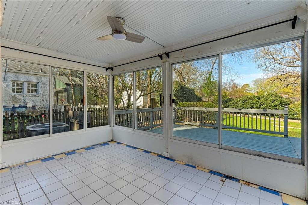 406 Westdale Place