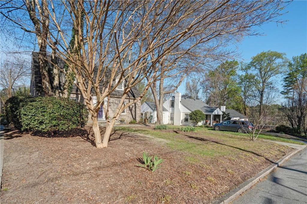 406 Westdale Place