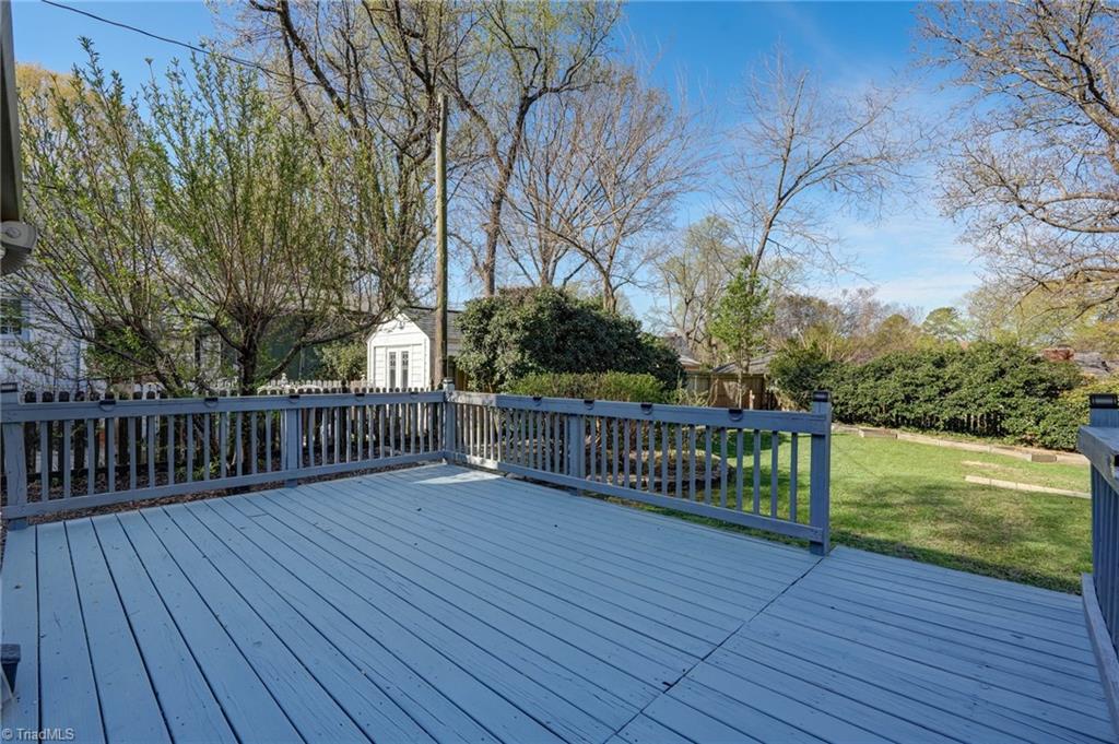 406 Westdale Place