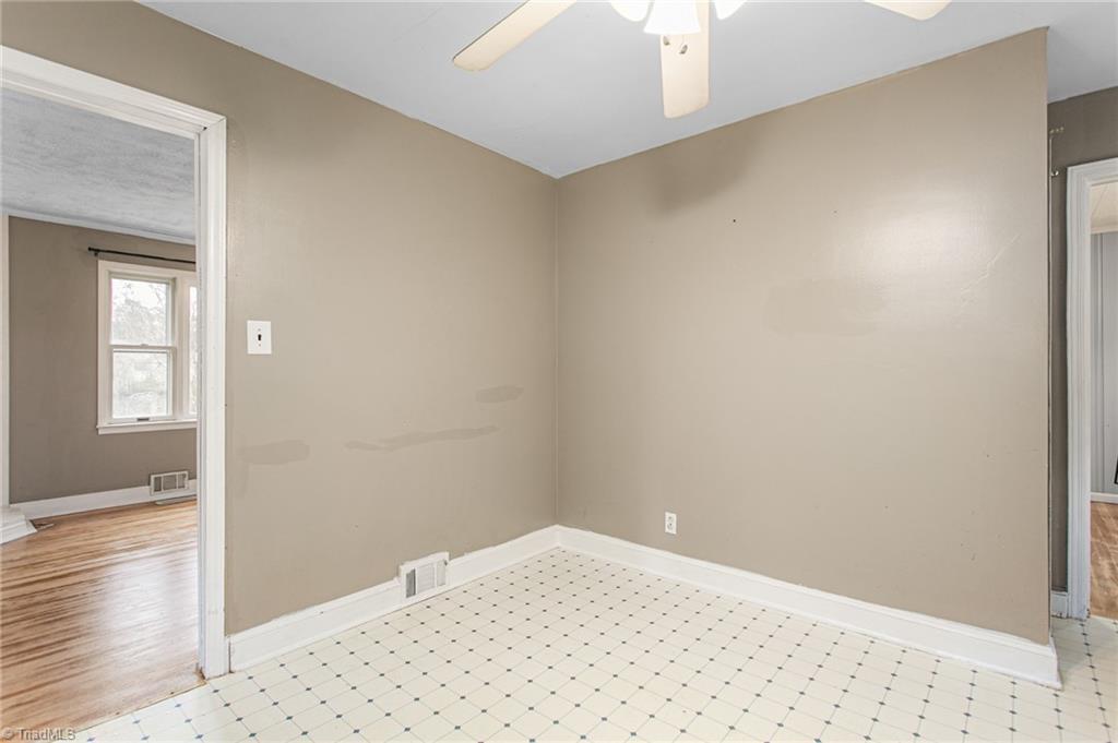 2050 Willowee Lane, Winston-Salem