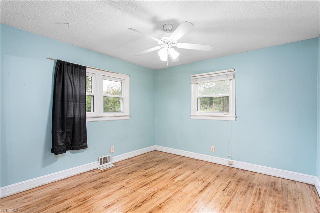 2050 Willowee Lane, Winston-Salem
