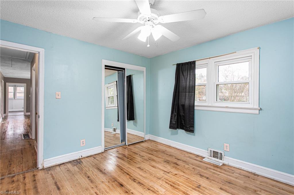 2050 Willowee Lane, Winston-Salem