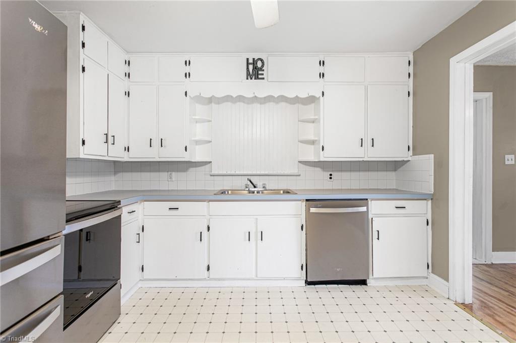 2050 Willowee Lane, Winston-Salem