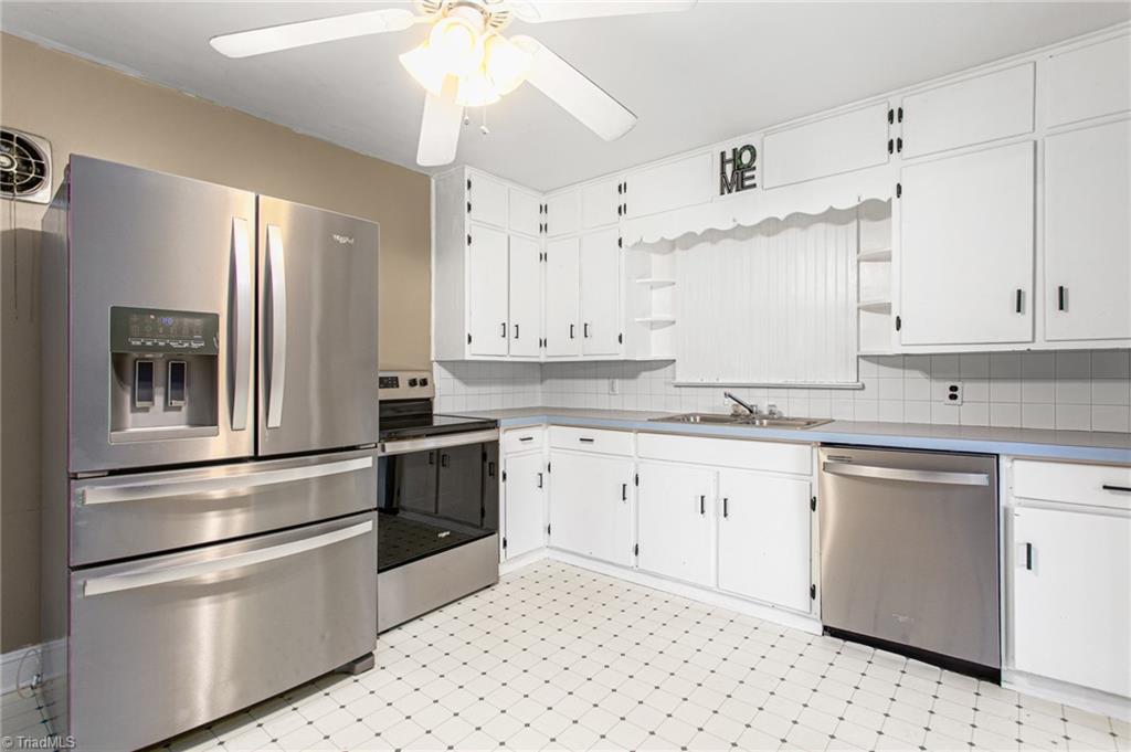 2050 Willowee Lane, Winston-Salem