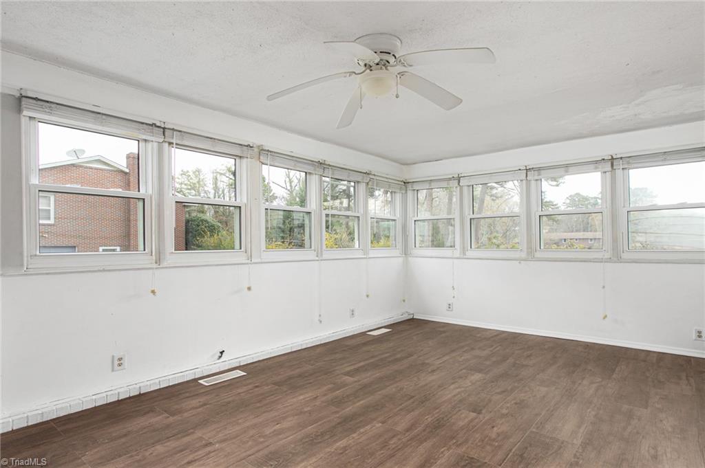 2050 Willowee Lane, Winston-Salem