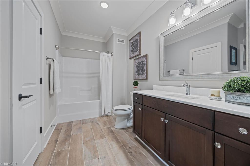 8404 Robert Mohr Court