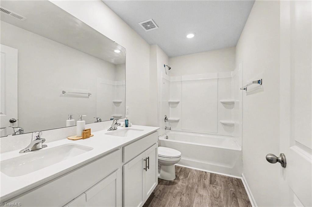 5223 Ironwood Drive, Winston-Salem