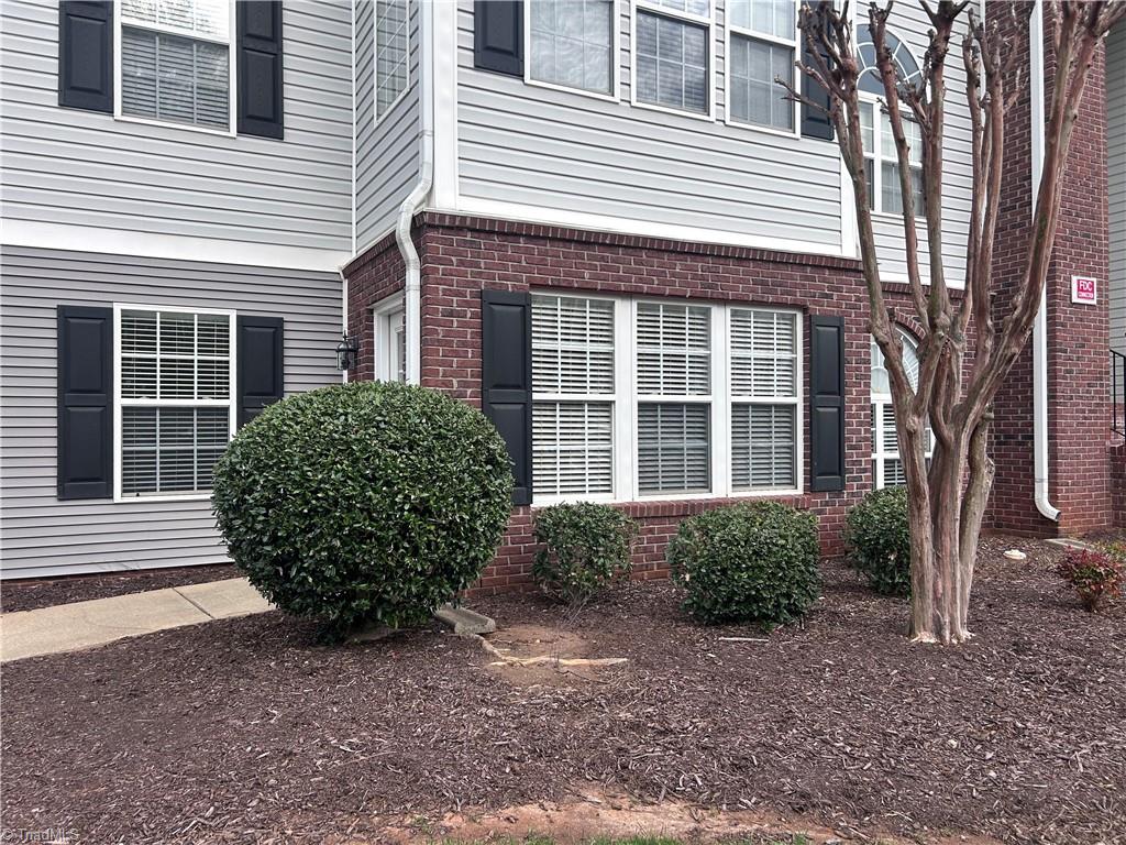 3694 Cotswold Avenue # 1A