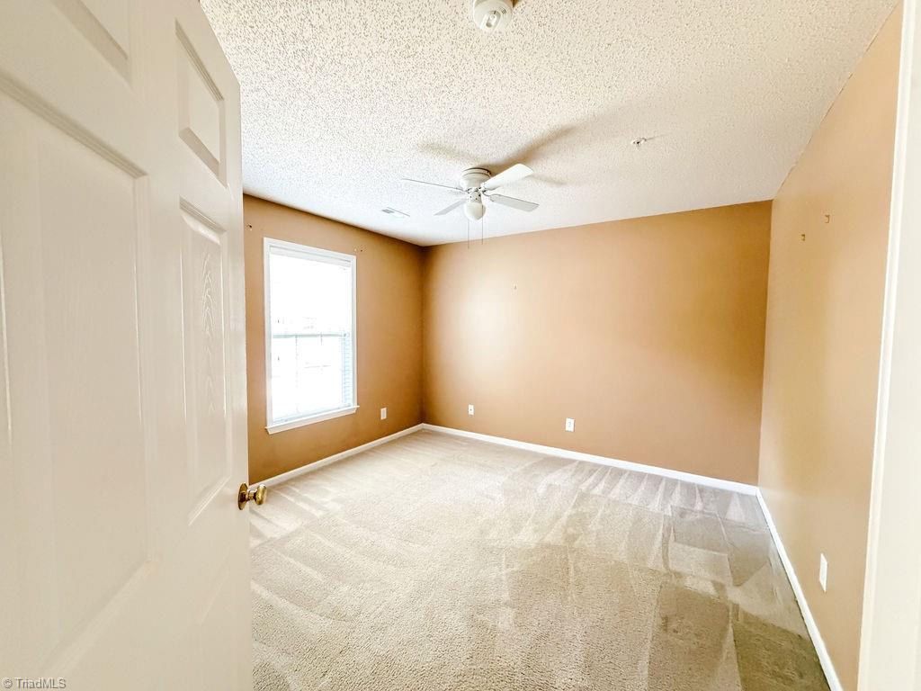 3694 Cotswold Avenue # 1A