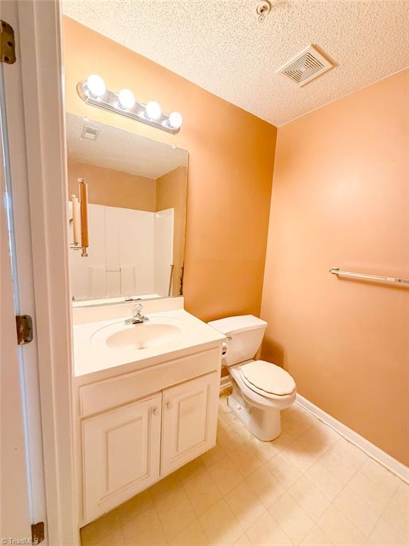 3694 Cotswold Avenue # 1A