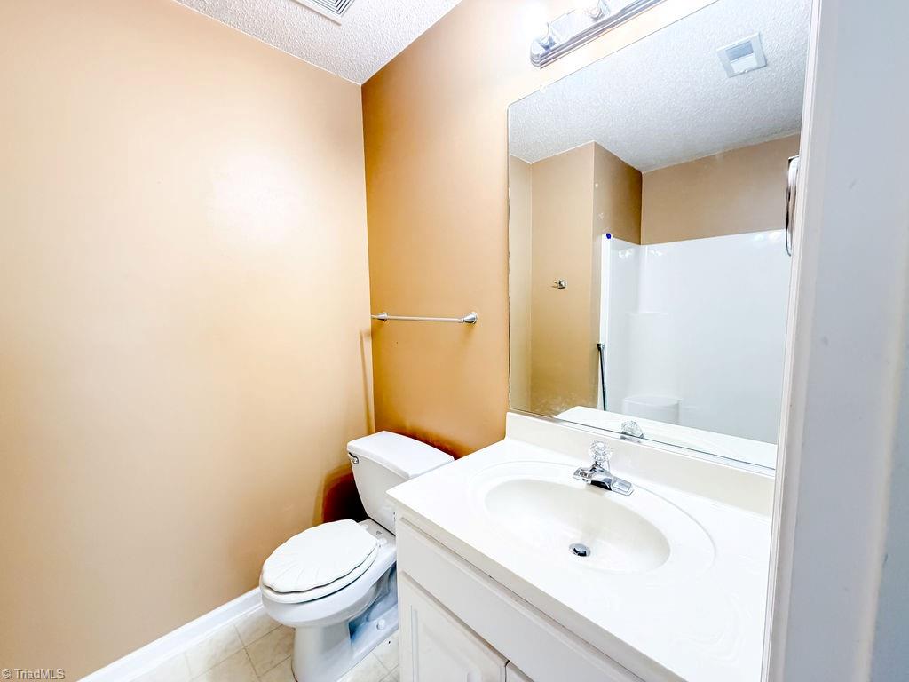 3694 Cotswold Avenue # 1A