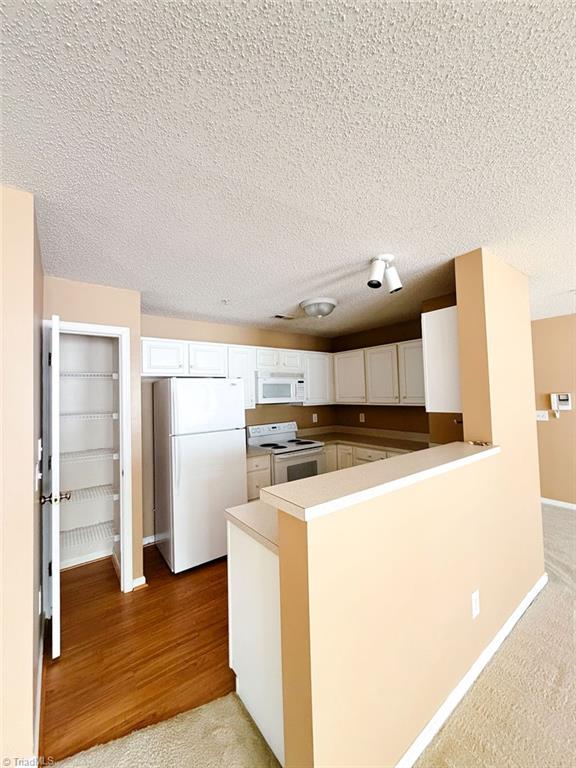 3694 Cotswold Avenue # 1A