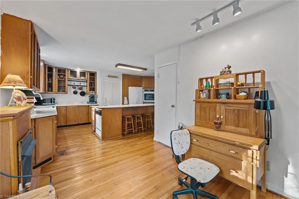 2501 Laramie Drive