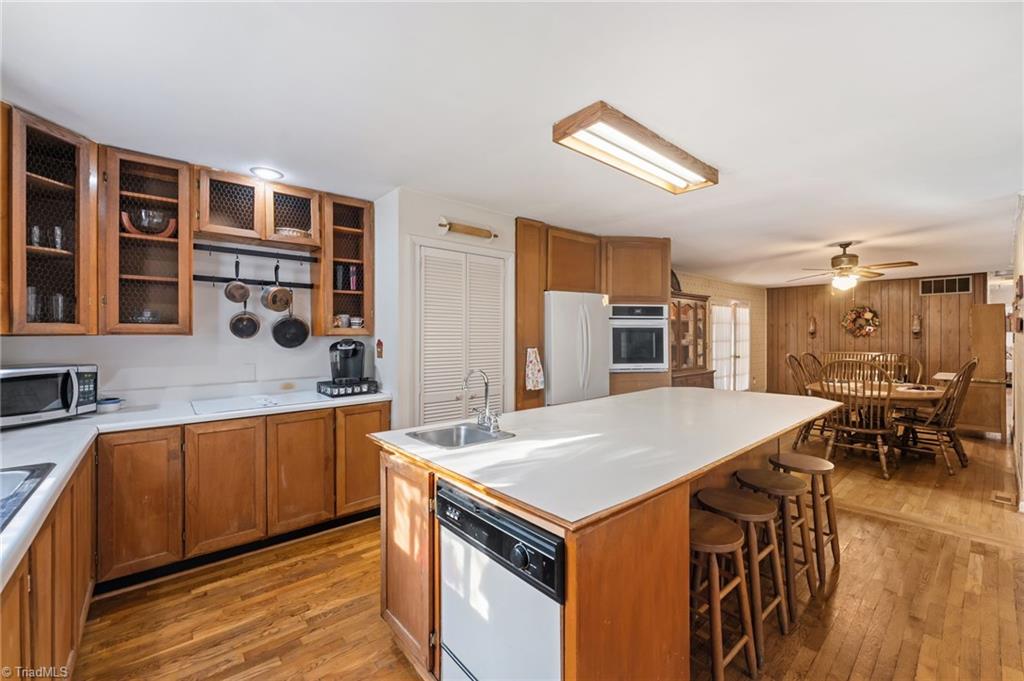 2501 Laramie Drive
