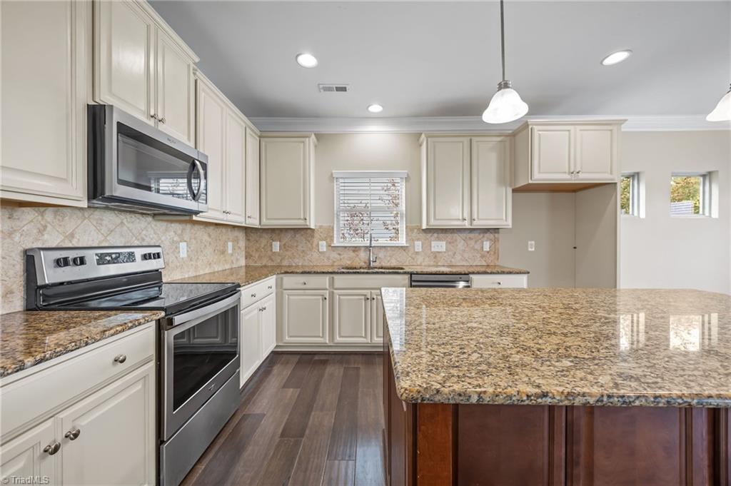 5633 Marblehead Drive