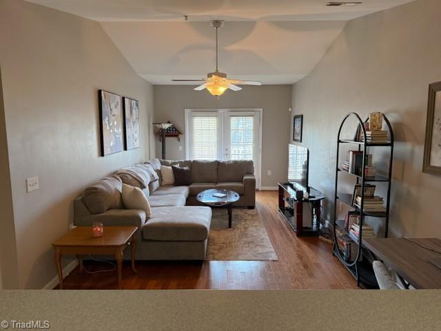 7108 W Friendly Avenue # 311