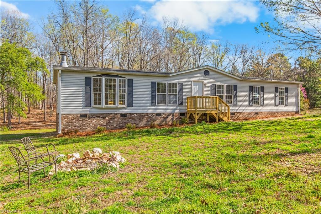 9274 US Highway 64 W