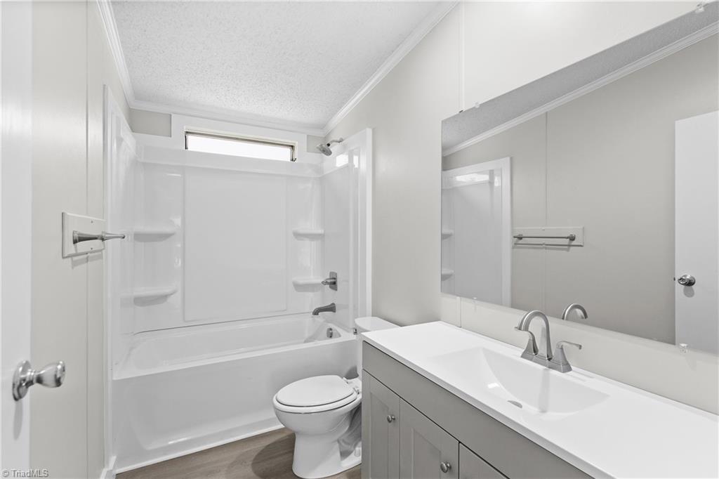 9274 US Highway 64 W