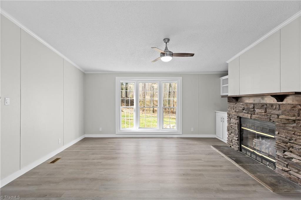 9274 US Highway 64 W