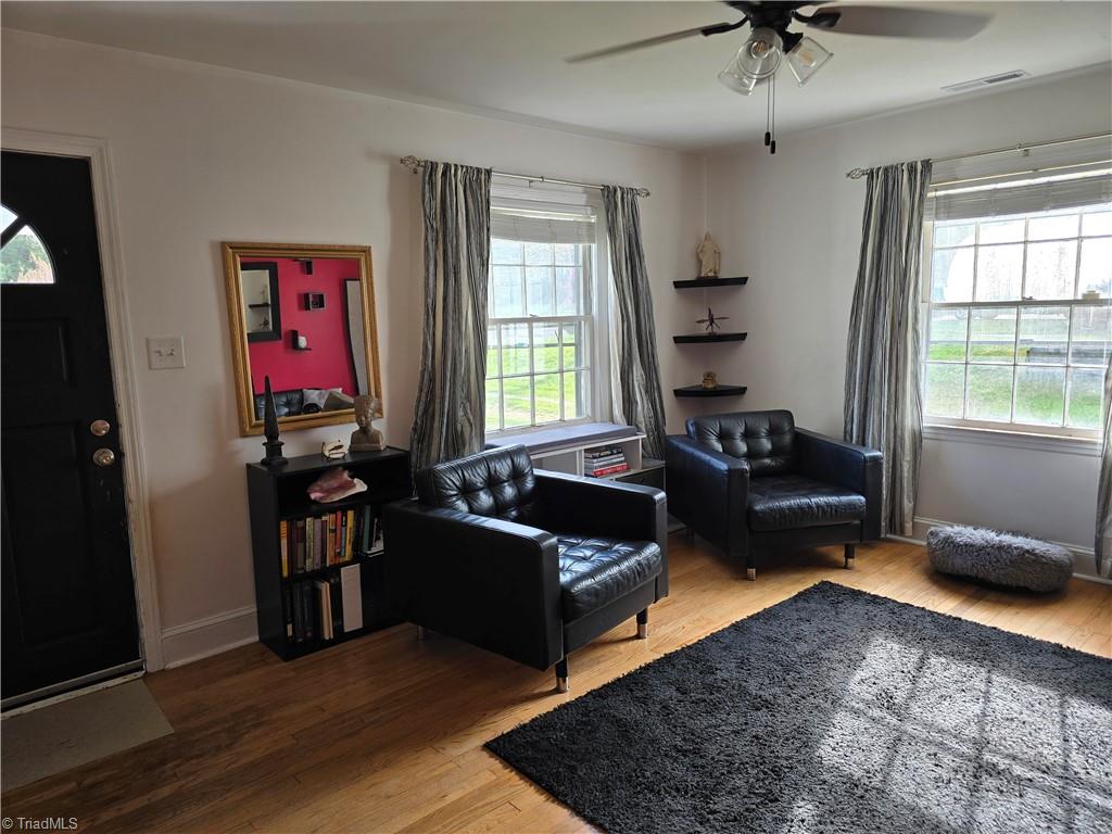 111 E Rhyne Avenue, Winston-Salem